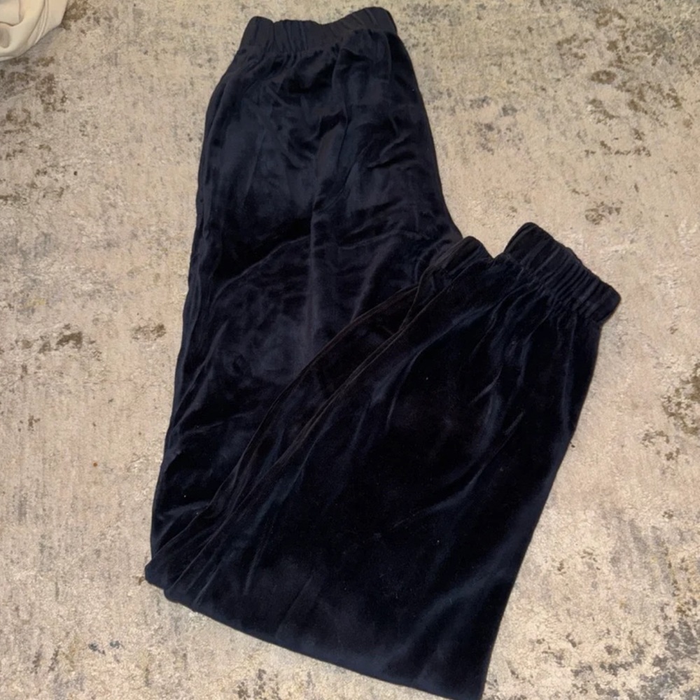 Brandy Melville Rosa sweatpants